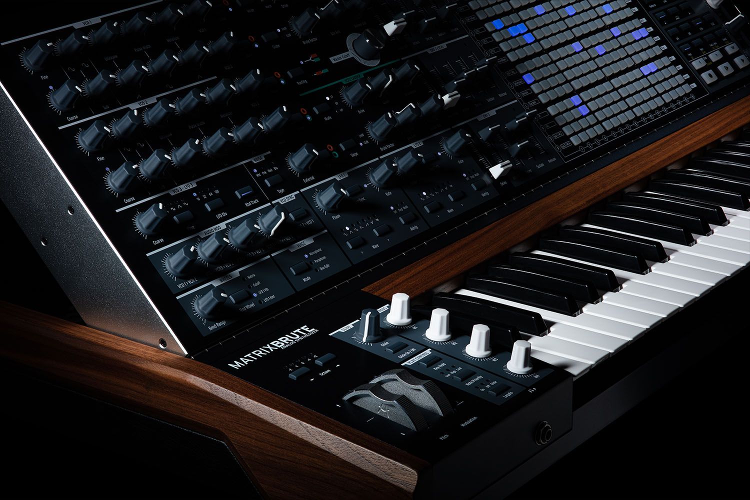 Arturia MatrixBrute Analog Avant-Garde Synthesizer view 6