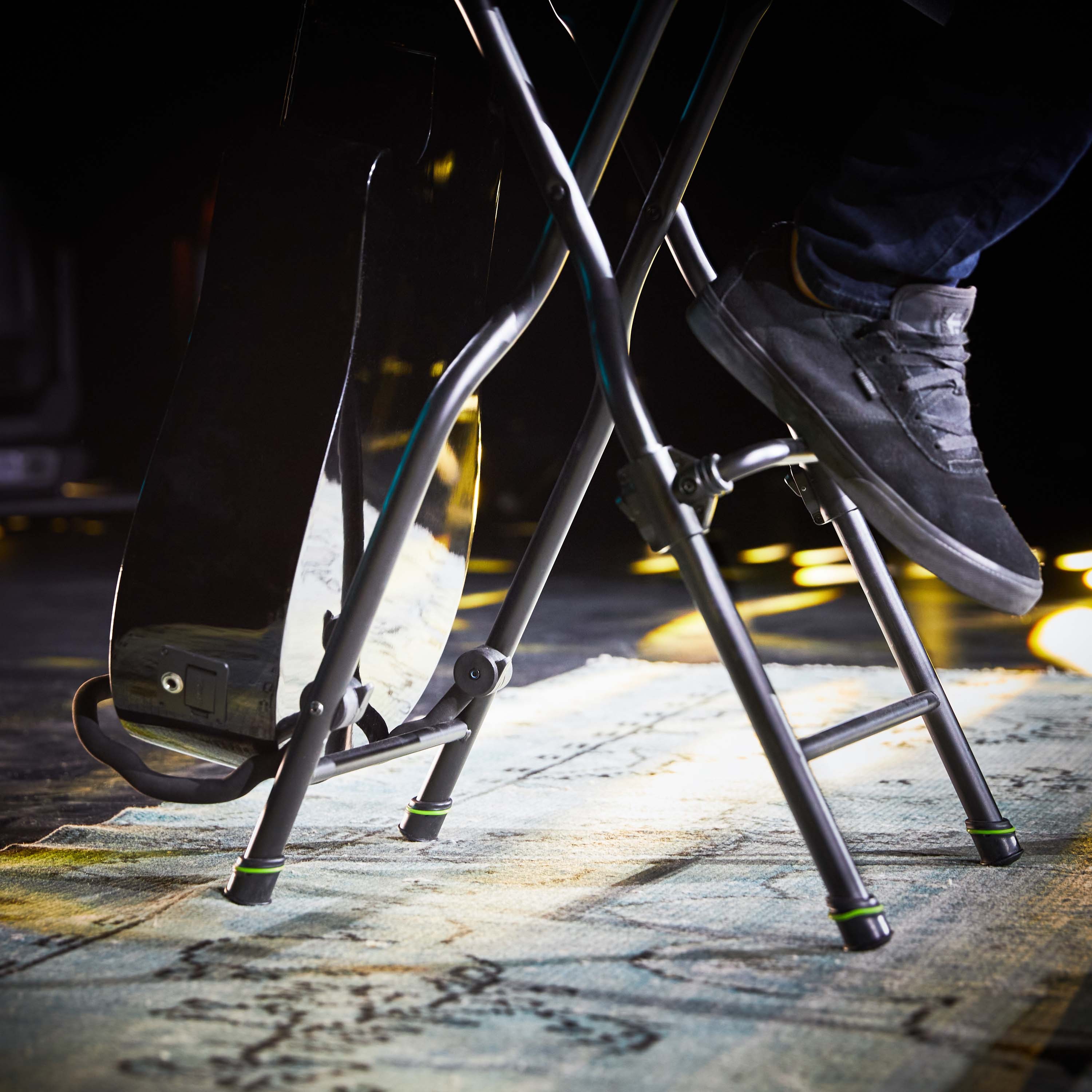 FG SEAT 1 Musician Seat with Guitar Stand view 3